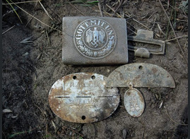 German Buckle Gott Mit UNS with dogtags was found is Stalingrad