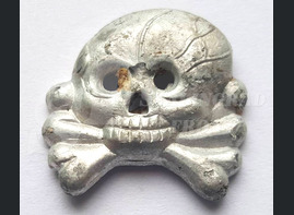 Skull of the buttonhole tank of the Wehrmacht