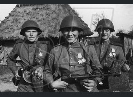 Soviet helmet SSH-40