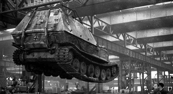 1944 Ferdinand arrived at the factory for repair and modernization