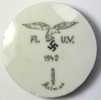 Refrigerator magnet from the dishes of the Deutsches Reich