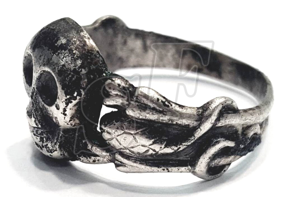 The skull ring of Deutsches Reich from Stalingrad