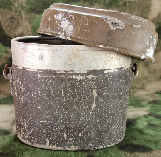 Mess tin / from Orel