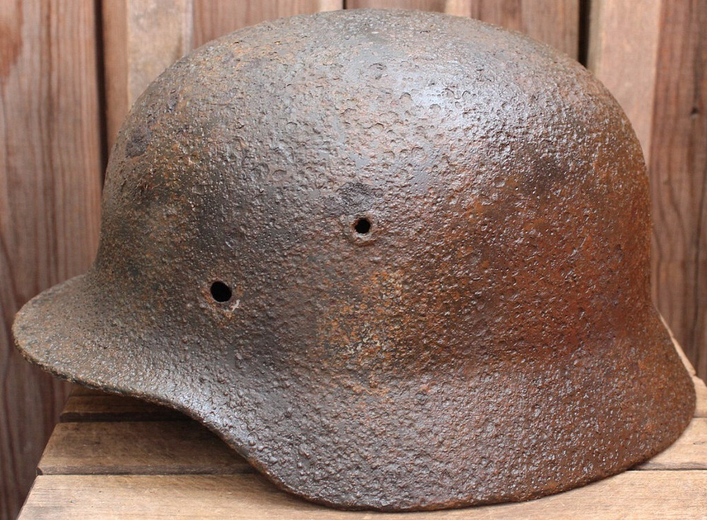 German helmet M40 / from Novgorod