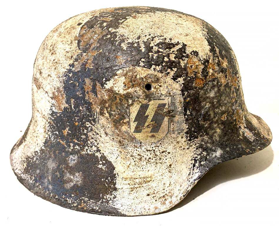 Restored helmet M42, Waffen SS