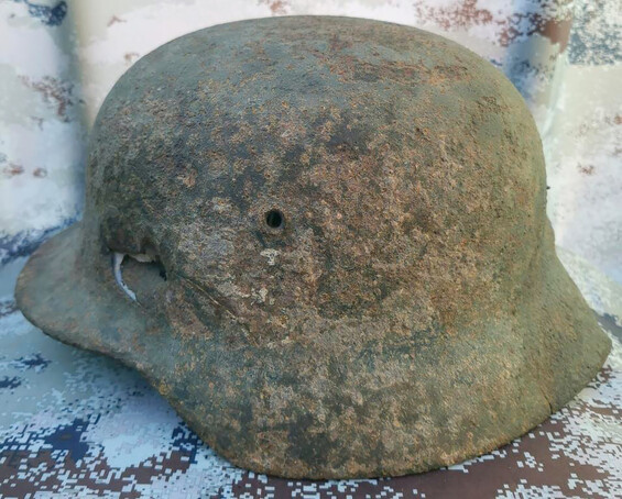 German helmet M40 / from Stalingrad