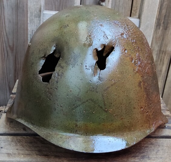 Soviet helmet SSh39 / from Karelia