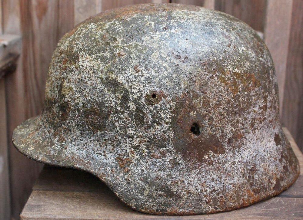 Winter camo helmet M40 / from Koenigsberg