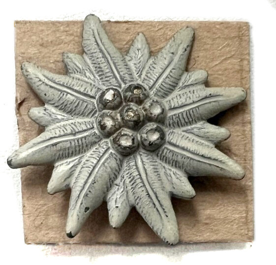 Huntsman badge