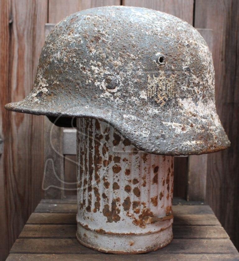 Winter camo Gas mask canister