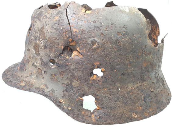 German helmet M40 / from Stalingrad