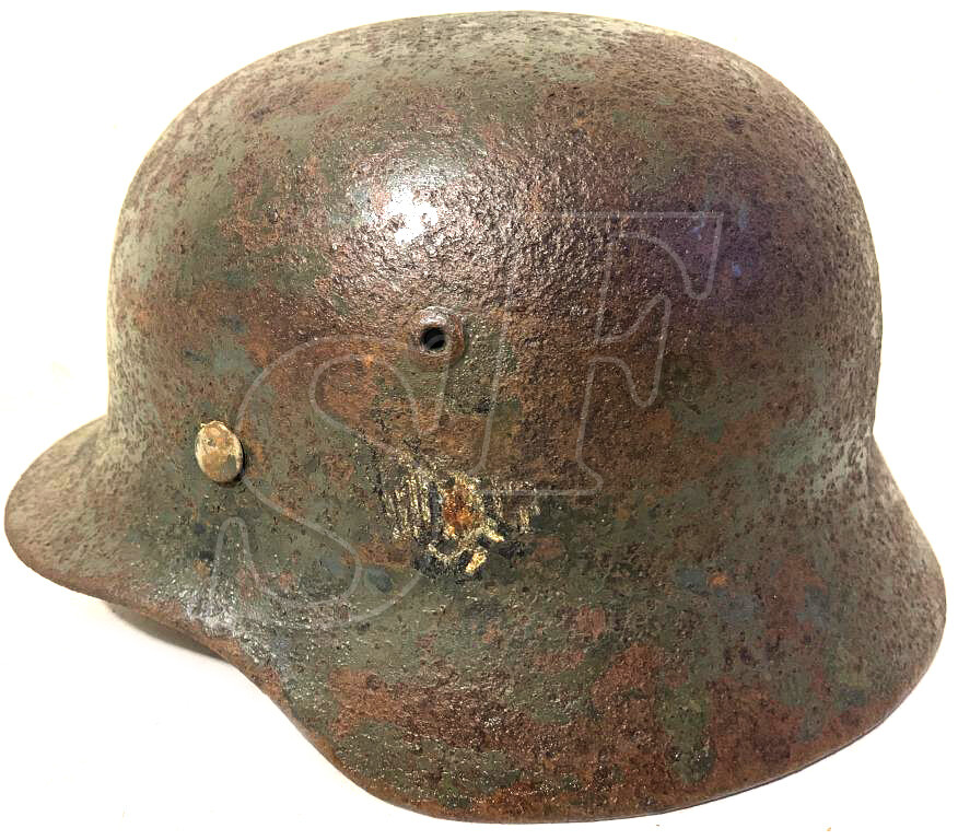 Wehrmacht helmet M35 DD / from Stalingrad