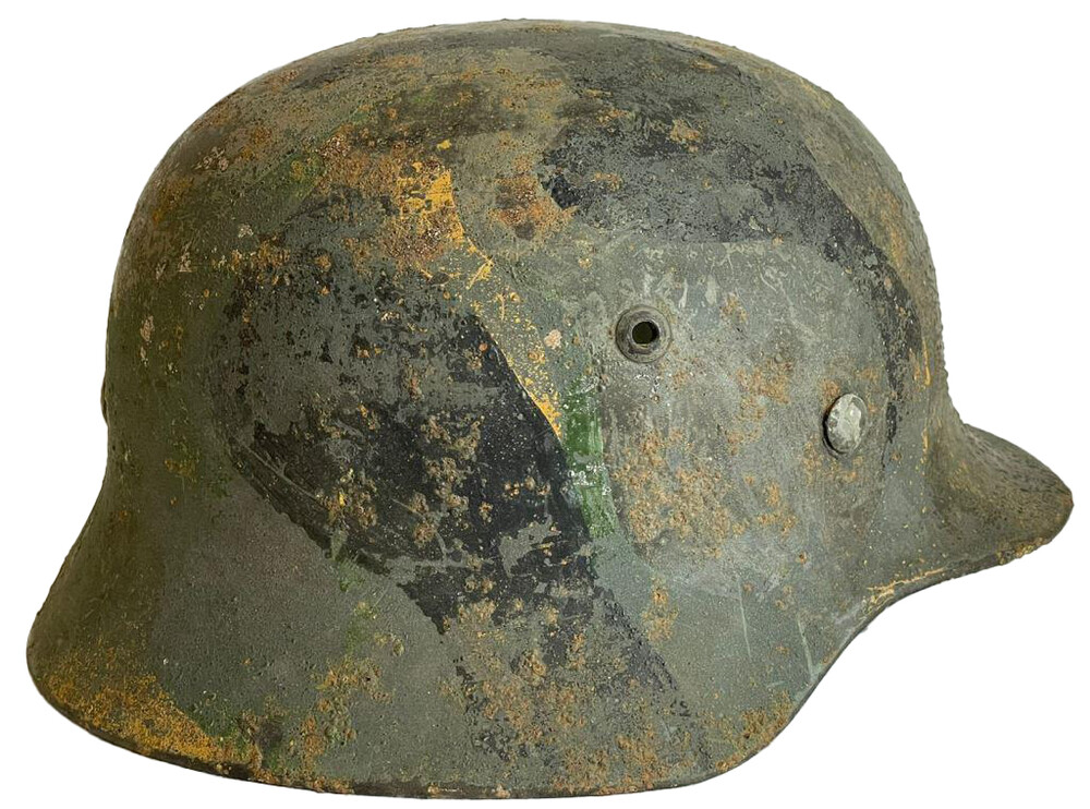 Wehrmacht helmet M35 / from Smolensk