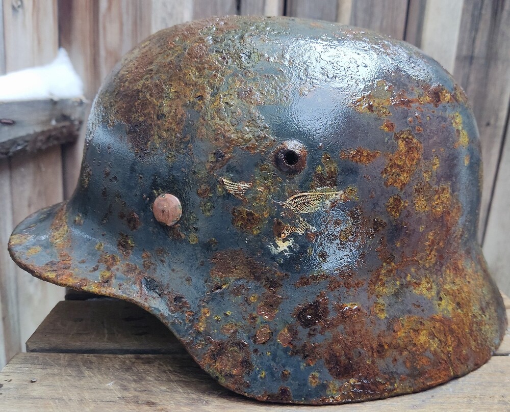 Luftwaffe helmet M40 / from Stalingrad