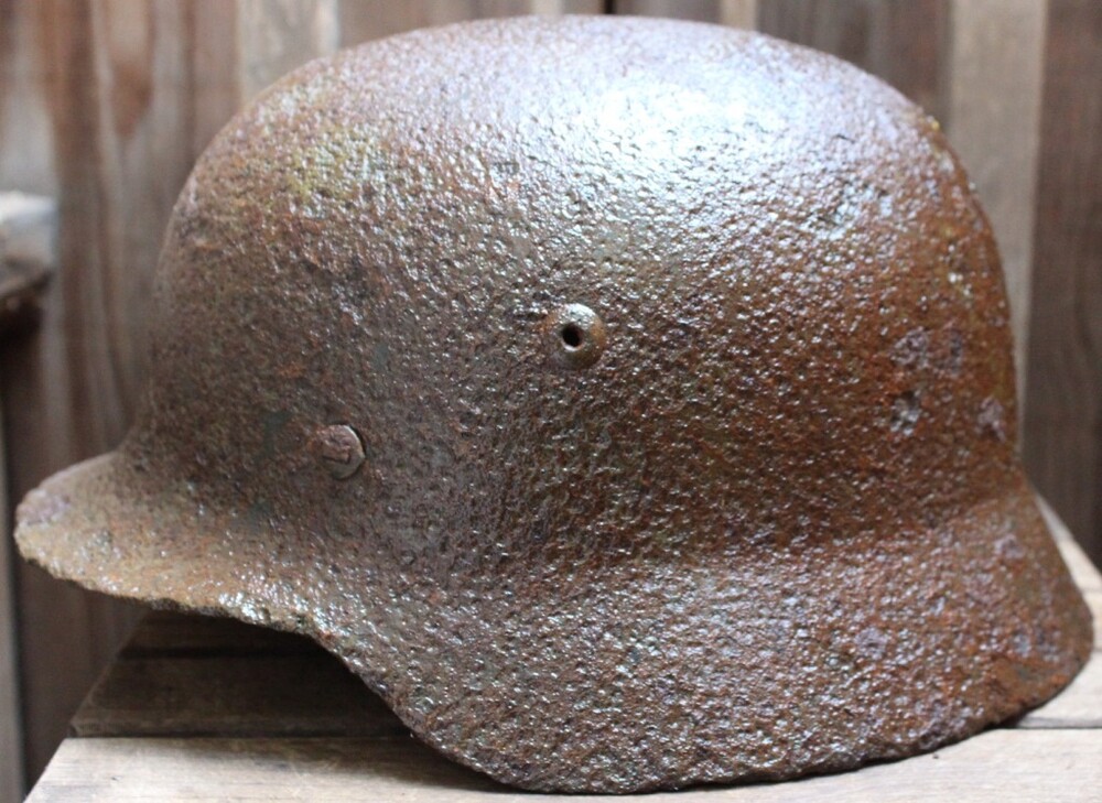 German helmet M35 / from Koenigsberg
