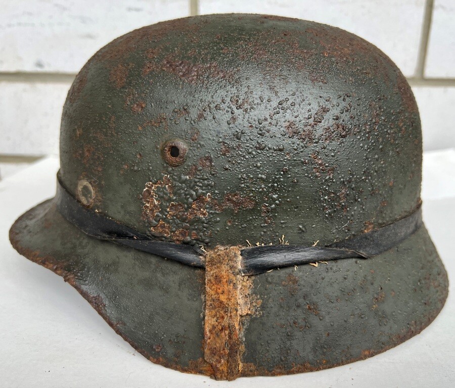 German helmet M35 / from Stalingrad