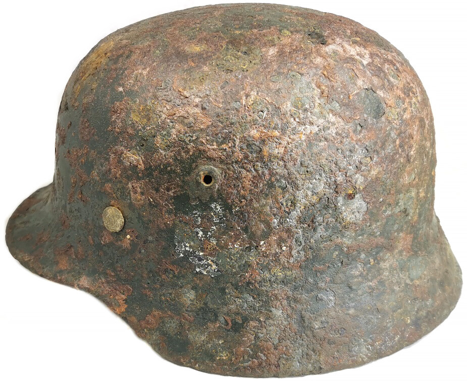 German helmet M35 / from Staraya Russa