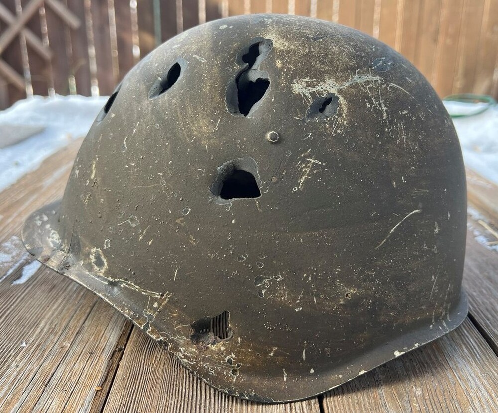 Soviet helmet SSh39 / from Leningrad