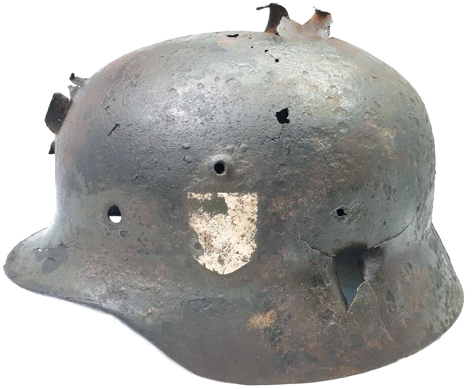 Wehrmacht helmet M35 DD / from Stalingrad