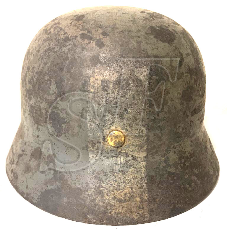 Wehrmacht helmet М35 / from Leningrad