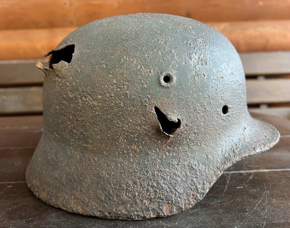 German helmet M40 / from Stalingrad