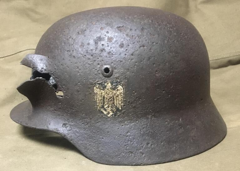 German helmet M35 DD / from Stalingrad