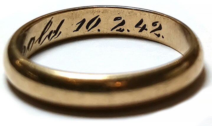German Gold wedding ring / from Stalingrad