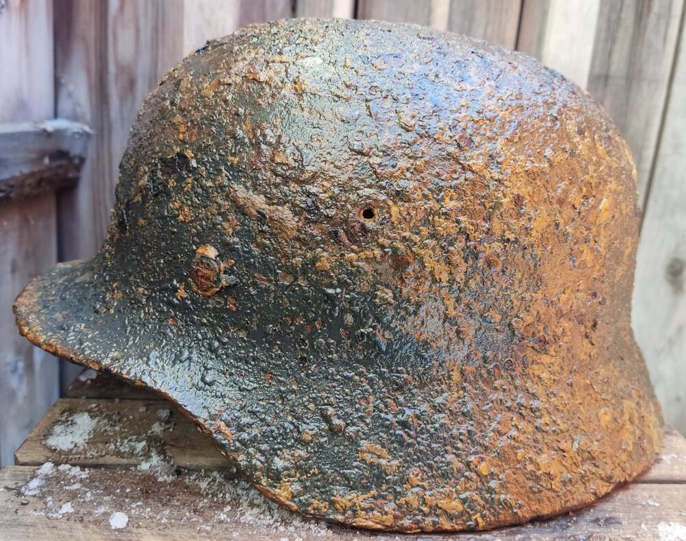 German helmet M40 / from Königsberg