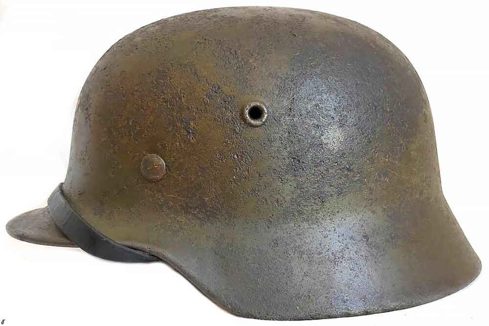 German helmet M40 / from Leningrad