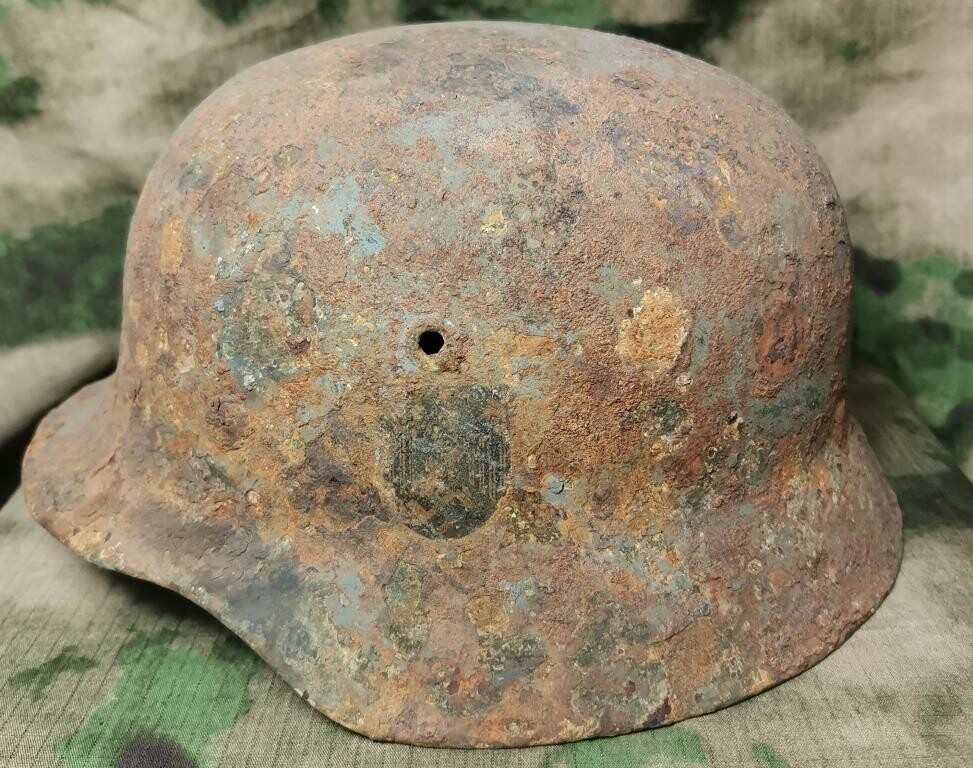 Wehrmacht helmet M40 / from Konigsberg