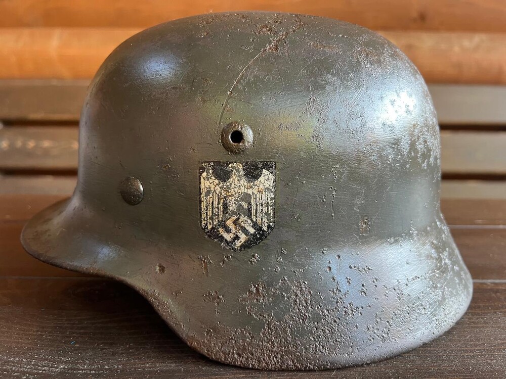 Wehrmacht helmet M35 DD / from Stalingrad