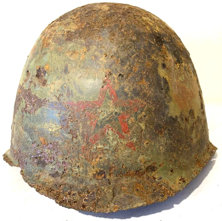 Soviet helmet SSh40 / from Leningrad