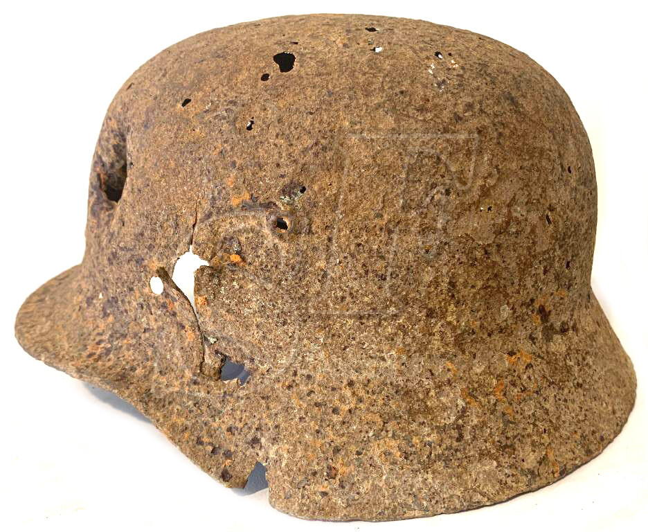 German helmet M40 / from Stalingrad
