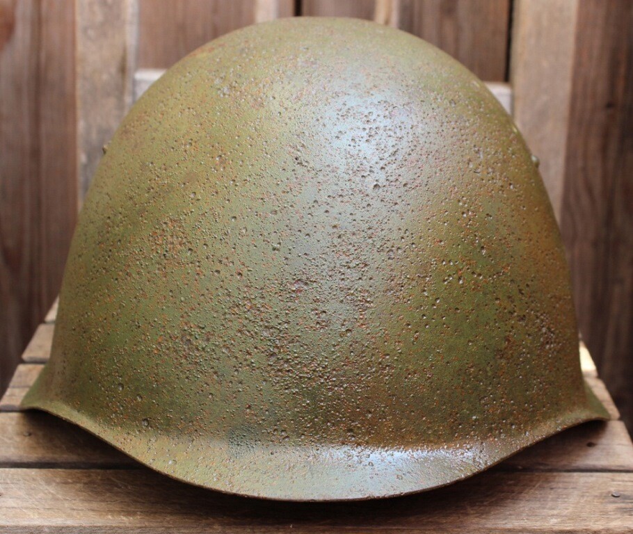 Soviet helmet SSh39 / from Karelia