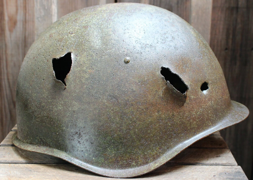 Soviet helmet SSh39 / from Karelia