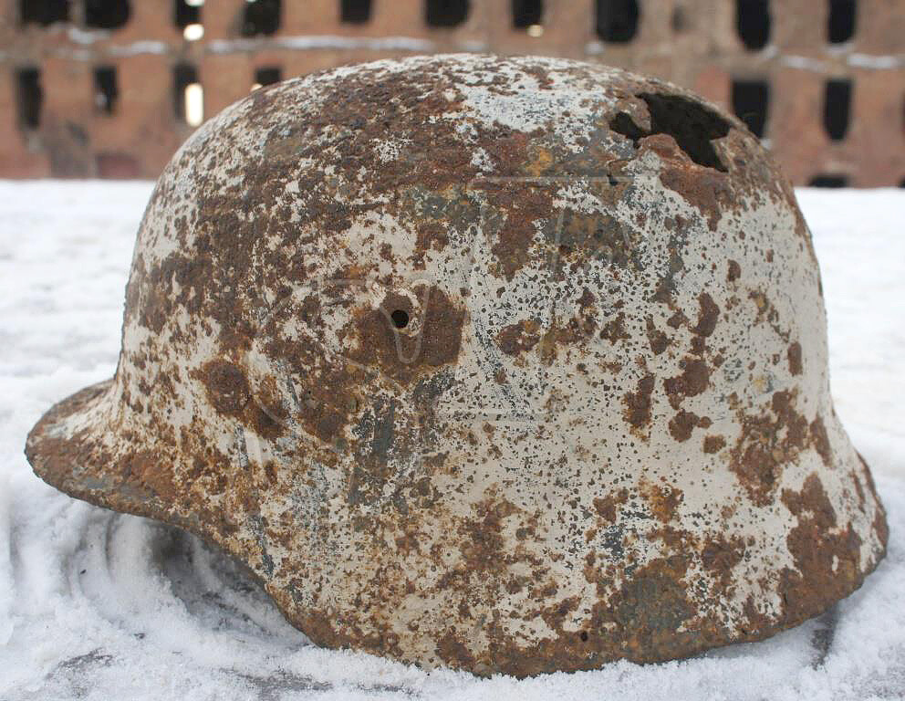 German helmet M35 / from Stalingrad