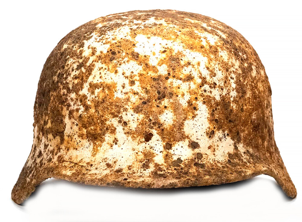 German helmet M35 / from Leningrad