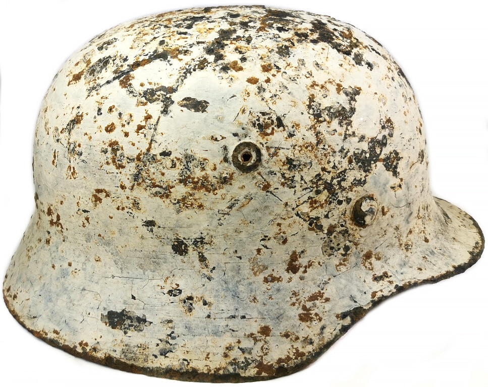 Winter camo helmet M40 / from Stalingrad