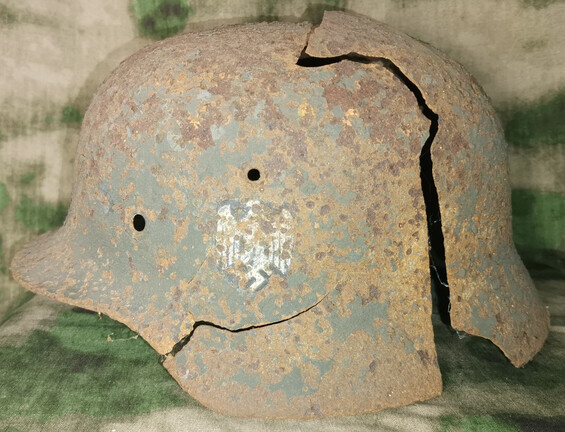 Wehrmacht helmet M40