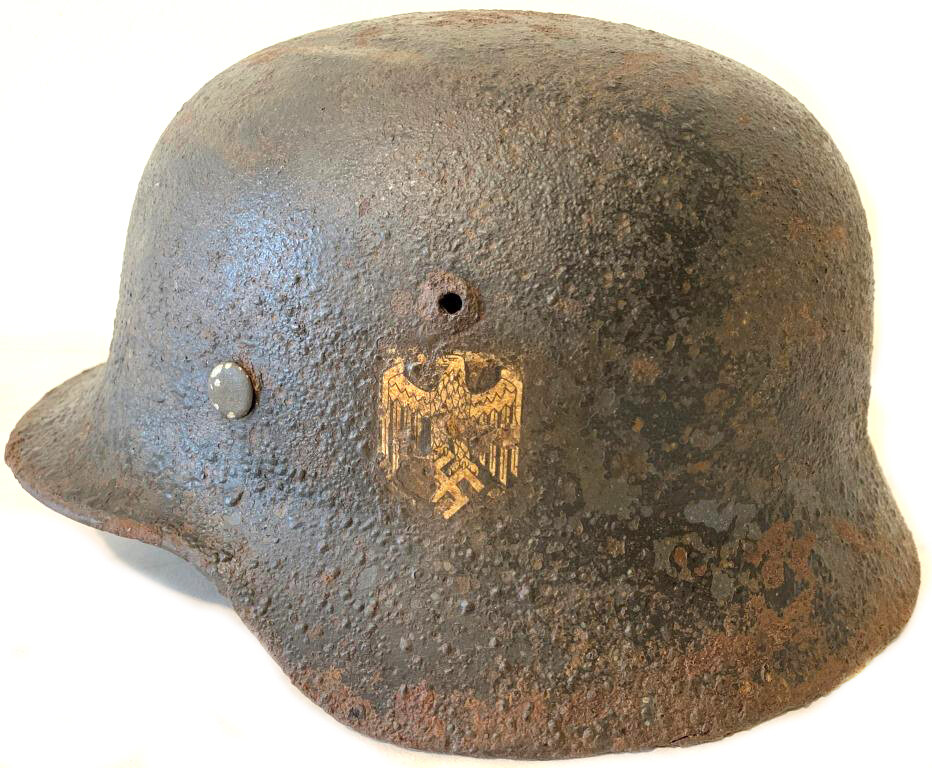 Wehrmacht helmet M35 DD / from Stalingrad