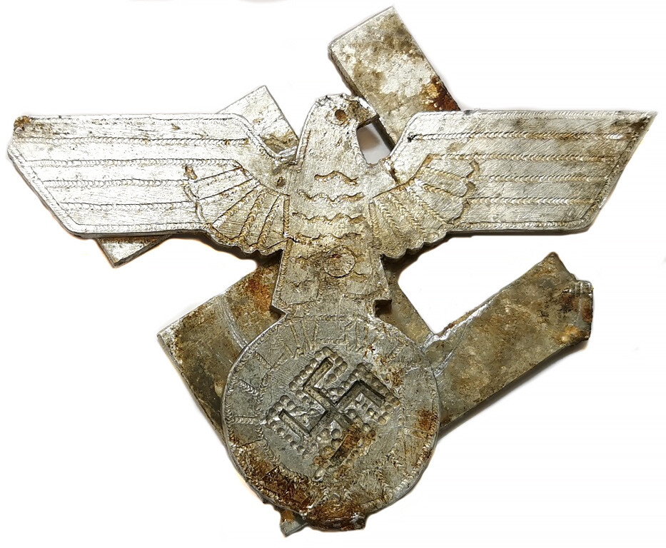 Handmade eagle with a swastika / from Leningrad