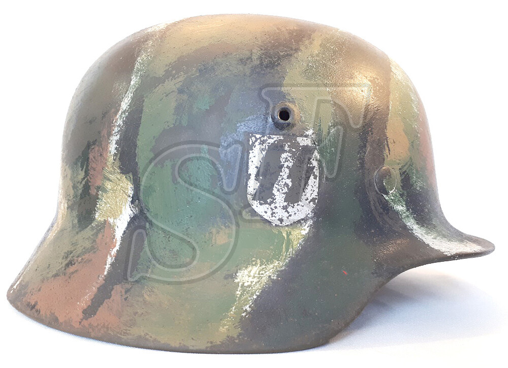 German helmet of Waffen SS / Restoration