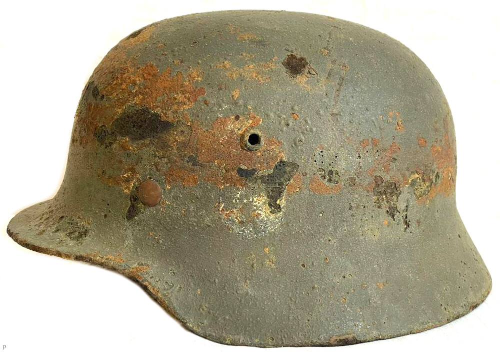 German helmet M35 / from Stalingrad