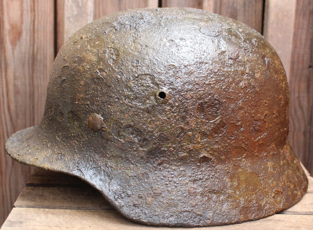German helmet M35 / from Königsberg