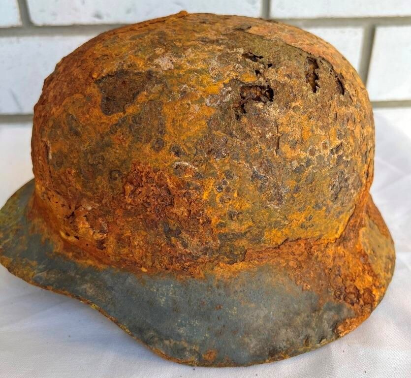 German helmet M40 / from Leningrad