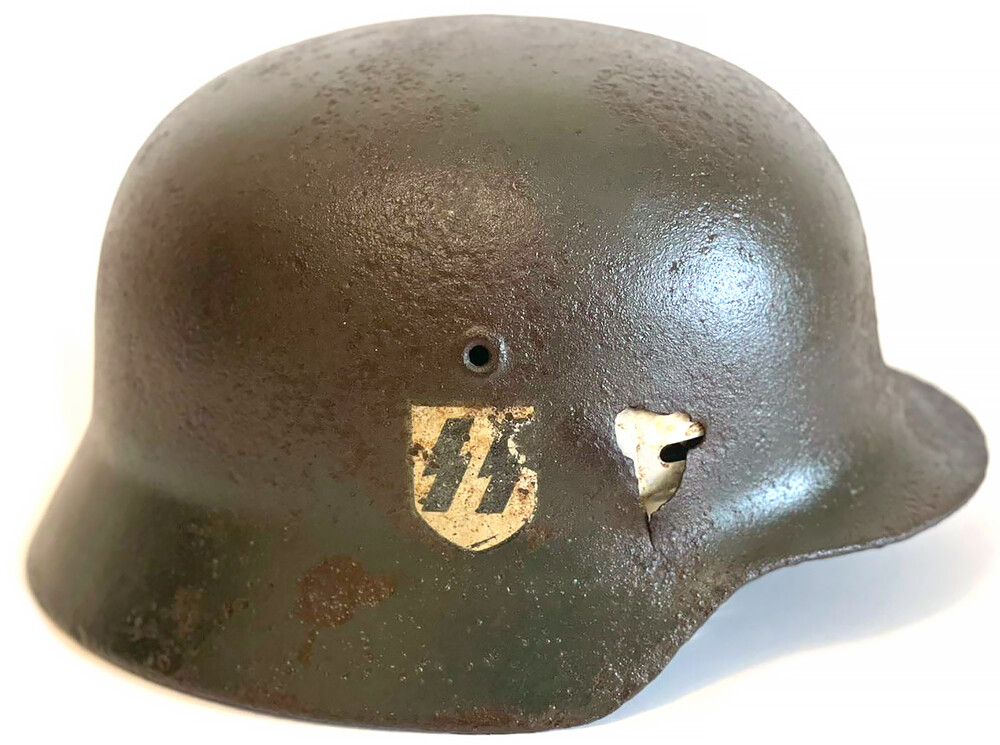 Waffen SS helmet M40 / from Rzhev