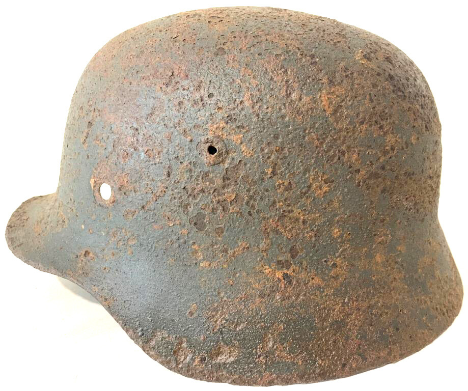 German helmet M35 / from Stalingrad