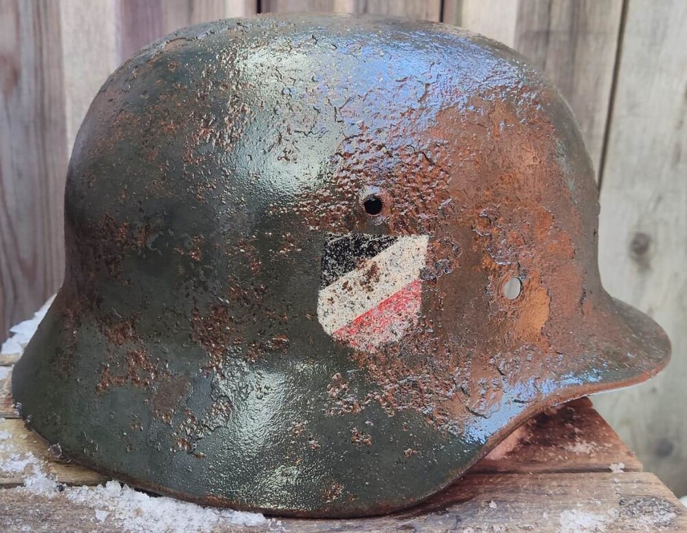 Wehrmacht helmet M35 DD / from Smolensk