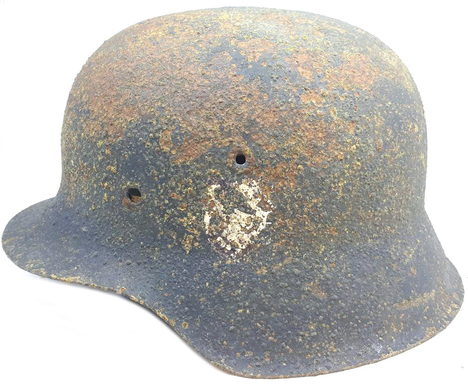 Wehrmacht helmet M42 / from Leningrad
