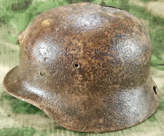 German helmet M40 / from Stalingrad